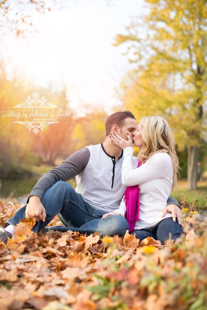 fall-couple-in-love